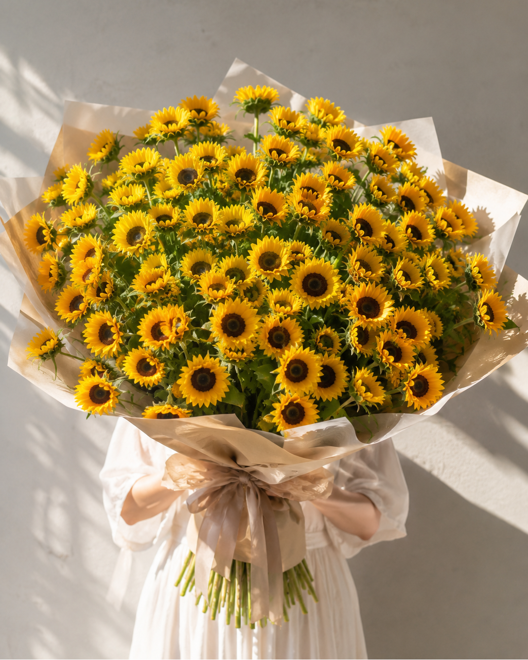 【季節限定】特別なひまわりの花束 100本