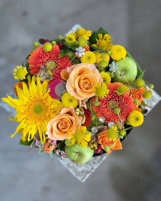 Surprise Box Flowerアレンジメント‘‘開ける時間までがプレゼント‘‘